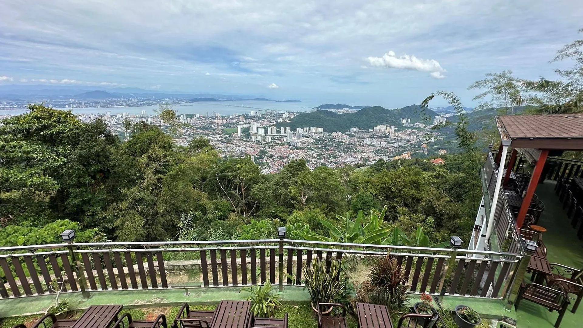 Hickory Penang Hill Hotel Ayer Itam 3*,  Malaysia