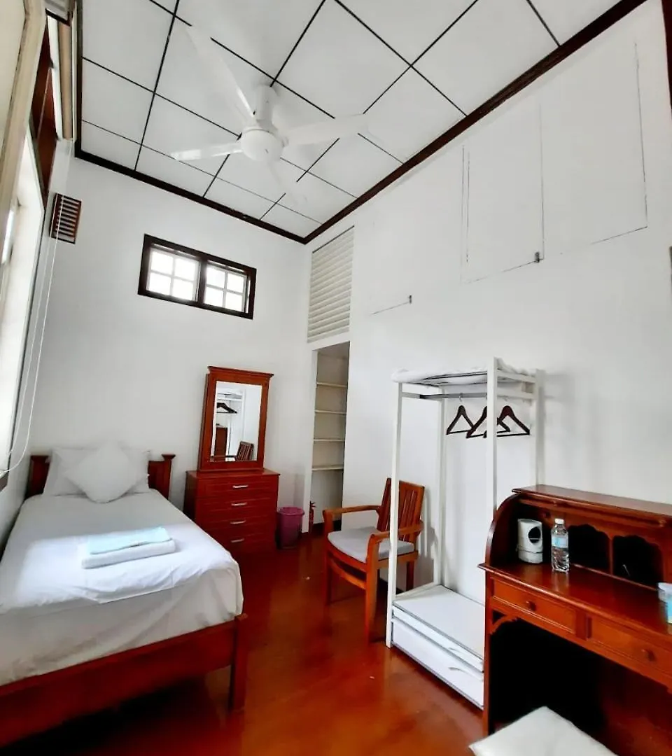 Hickory Penang Hill Otel Ayer Itam Malezya