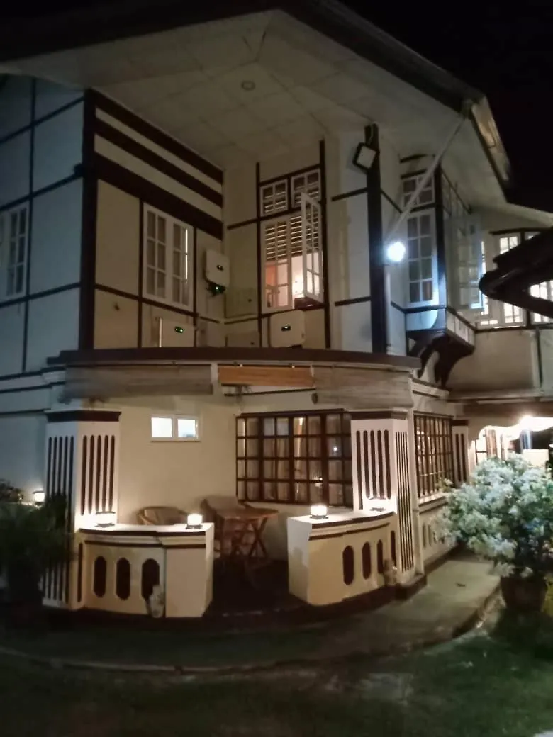 招待所 亚依淡 Hickory Penang Hill酒店